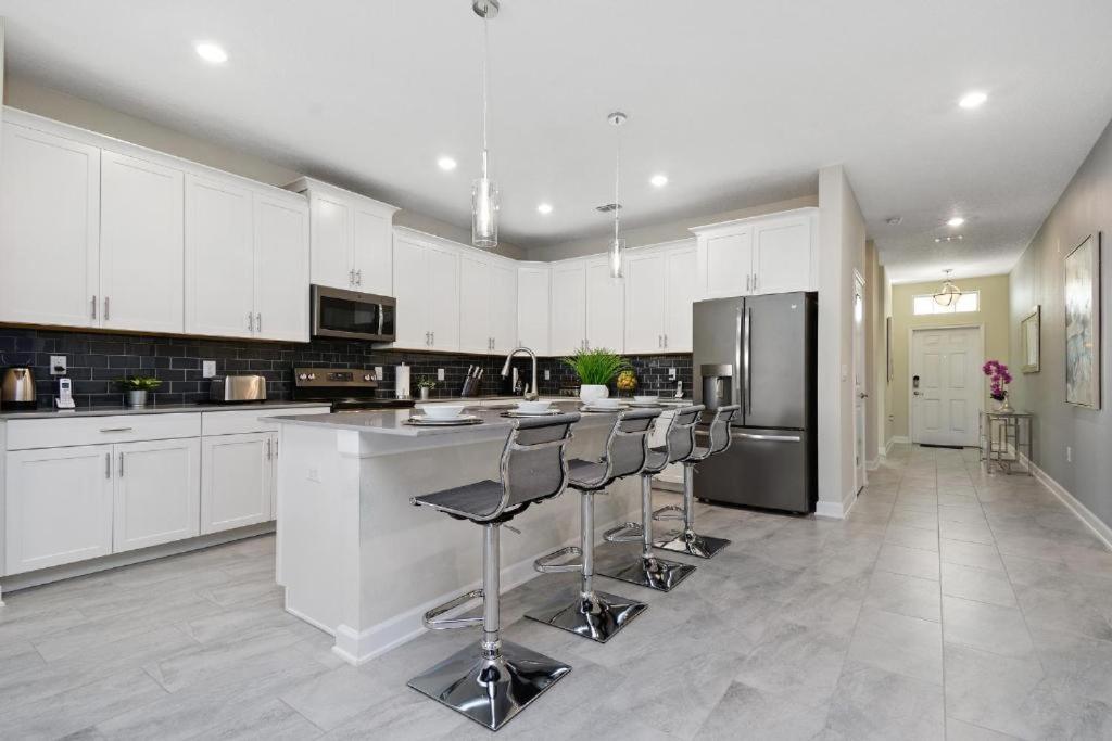 Wonderful Villas 18 Minutes Away From Disney! 키시미 외부 사진