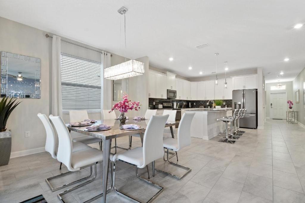 Wonderful Villas 18 Minutes Away From Disney! 키시미 외부 사진